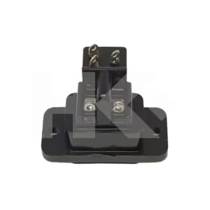 CONECTOR TIPO 8 HEMBRA CHASSIS